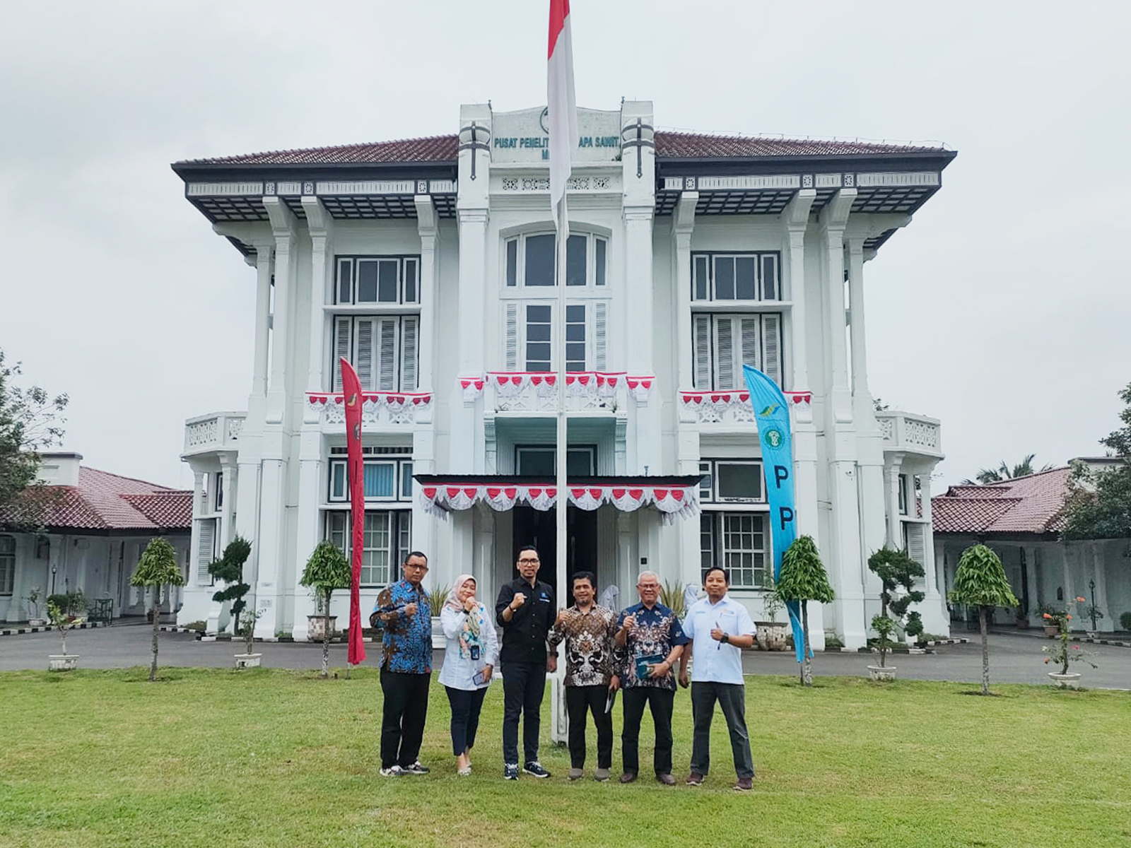 Kunjungan Dekan Fakultas Pertanian UNRI ke PT RPN - Pusat Penelitian Kelapa Sawit (PPKS)